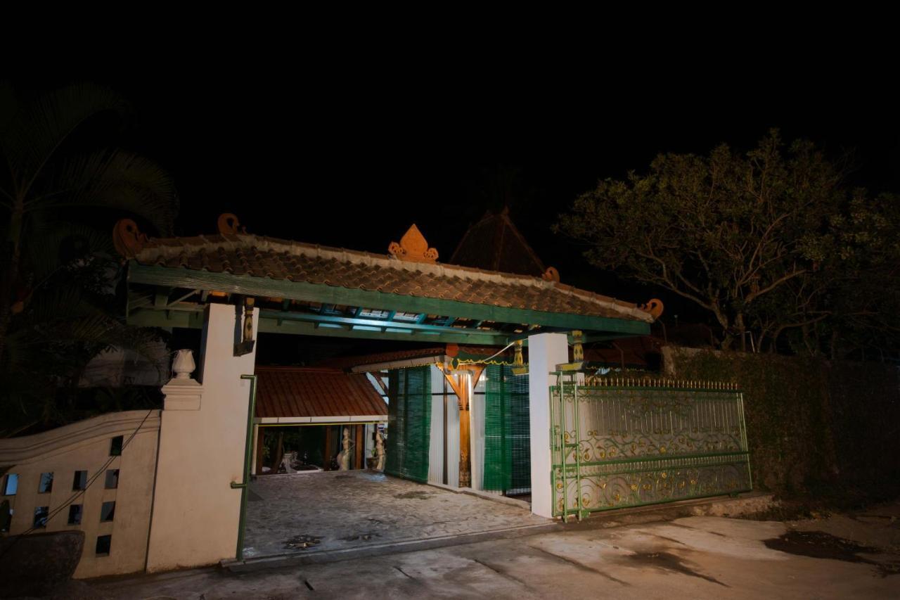 Vila Joglo Yudhistira Sleman  Exteriér fotografie